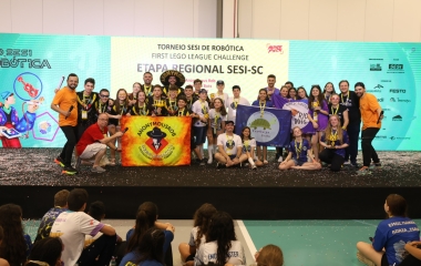 SC encerra seletivas da FLL e classifica oito equipes para etapa nacional