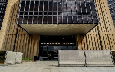 Mercado reduz previsão da inflação de 4,55% para 4,53% este ano
