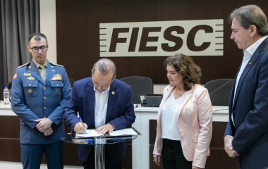 Bombeiros de SC anunciam novas normas e estimam prazo 70% menor