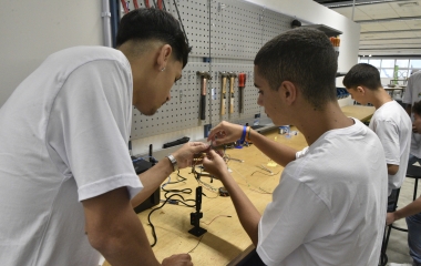 SENAI tem vagas em cursos profissionais e desconto na primeira mensalidade