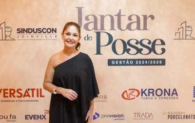 Ana Rita Vieira assume a presidência do SINDUSCON Joinville