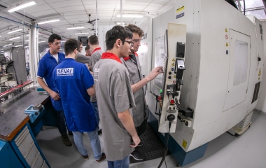 Em SC, Mundo SENAI tem feirão da aprendizagem com 2,5 mil vagas