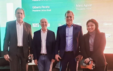 Indústria de SC lidera transformação digital, diz FIESC na MoneyWeek