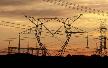 Tarifa de energia elétrica terá reajuste médio de 3,02%