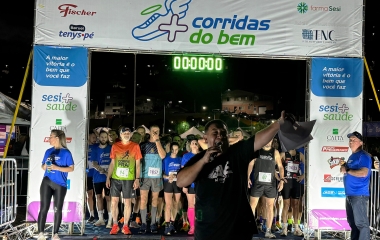 Prova noturna do Corridas do Bem em Joaçaba reúne mais de 500 participantes