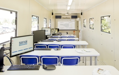 SENAI/SC usa Escola e Unidades Móveis para qualificar profissionais pelo estado