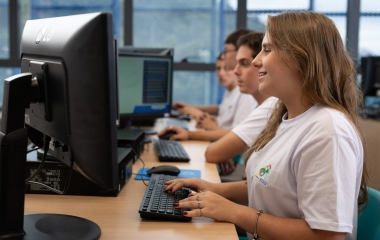 SENAI/SC é credenciado para liderar operação nacional de tutoria em oito áreas da indústria