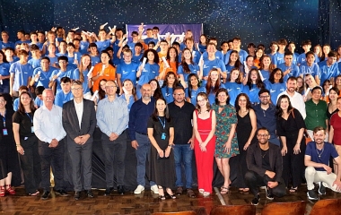 Crescimento industrial no Alto Vale do Itajaí beneficia mais de 700 jovens com trabalho e qualificação