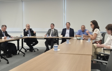 Câmara Tributária discute projeto de lei para taxar grandes fortunas