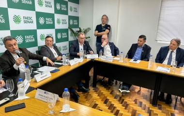 Setor produtivo debate crise do agronegócio e investimentos em rodovias
