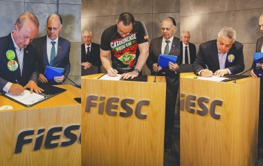 Na FIESC, candidatos a governador assinam compromisso de não elevar carga tributária