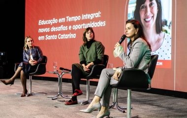 SESI/SC apresenta soluções educacionais a municípios em seminário da Undime-SC