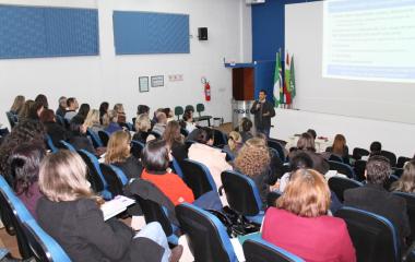 Projeto Inovação na Educação reuniu profissionais das redes municipal e estadual de educação, Senai e Instituto Ayrton Senna em Chapecó (Foto: MB Comunicação)