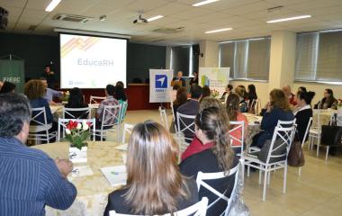 Encontro foi o último da série de 16 workshops realizados em SC pela FIESC em parceria com a ABRH-SC. Foto: Agência Novo Texto