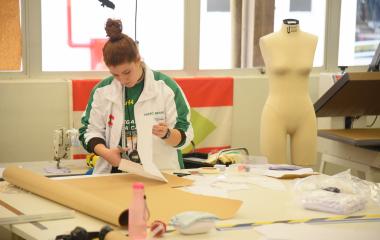 Maria Julia foi ouro na etapa estadual da Olimpíada do Conhecimento realizada em 2015 (Foto: Edson Pelence)