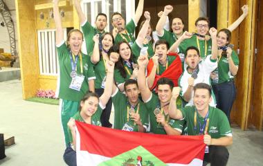 Alunos e pesquisadores se destacaram em atividades que focaram competência profissional e inovação. Foto: Ivonei Fazzioni.