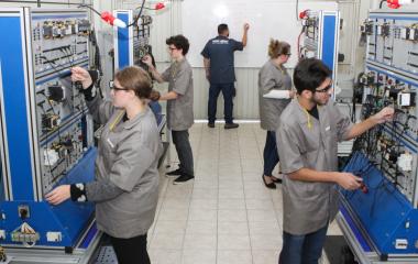 Cursos são focados nas demandas do mercado de trabalho (Foto: Filipe Scotti)