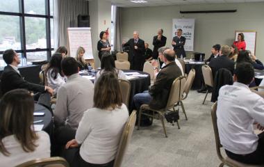 Workshop reuniu membros do Movimento SC pela Educação de todo o Estado (Foto: Filipe Scotti)