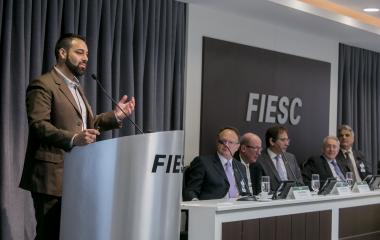 Castanho: 86% dos jovens estão nas escolas públicas. Foto: Fernando Willadino