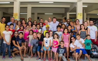 Professores, estudantes e familiares se integraram na Escola de Educação Básica Henrique Estefano Koerich, em Palhoça. Foto: Filipe Scotti