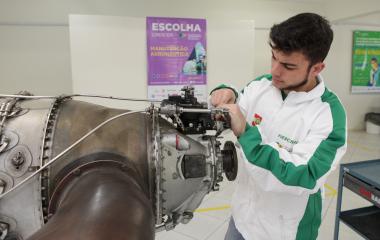 Rafael de Borba quer medalha de ouro em manutenção aeronáutica para representar o Brasil na WorldSkills (Foto: Heraldo Carnieri)