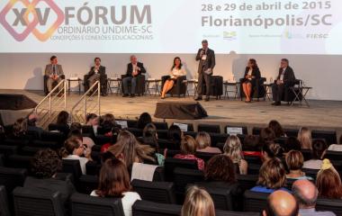 Fórum estadual da Undime reúne gestores de educação de todos os municípios catarinenses (Foto: Heraldo Carnieri)