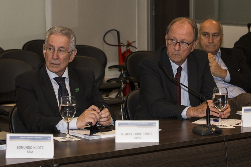 Glauco José Côrte destacou que o setor industrial tem a responsabilidade de demonstrar a importância de uma política nacional que o coloque no centro da estratégia de desenvolvimento. Foto: Marcos Issa/Argosfoto