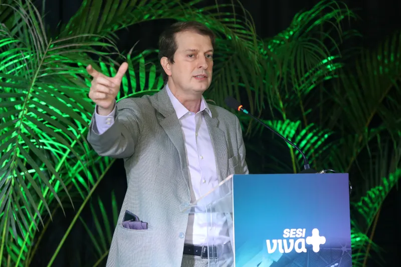 diretor superintendente do SESI Nacional, Rafael Lucchesi (foto: André Kopsch)