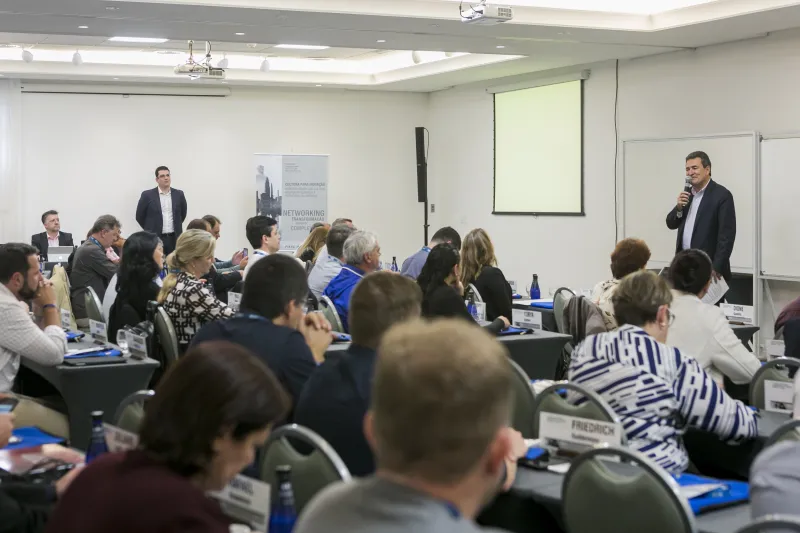 54 gestores participam da formação que ocorre em Florianópolis. Foto: Fernando Wiilladino