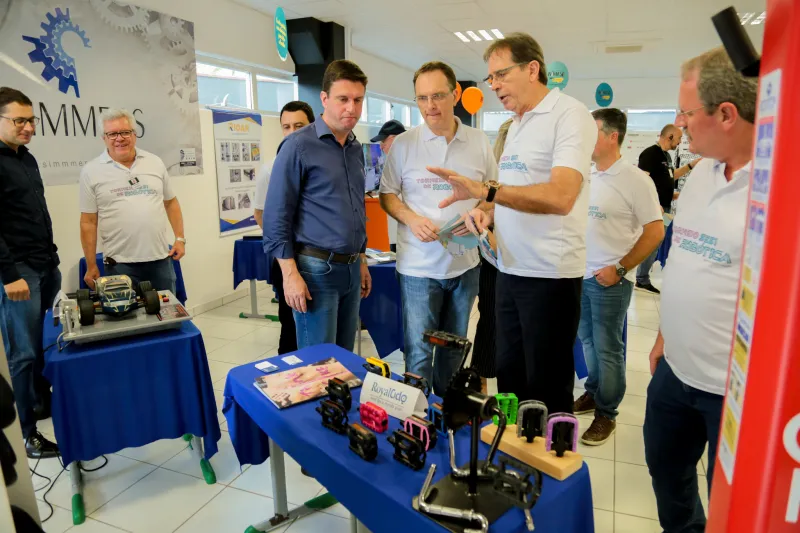 Presidente da FIESC visitou o Espaço da Indústria. Foto: Rodrigo Parucker/Grazieli Scottini