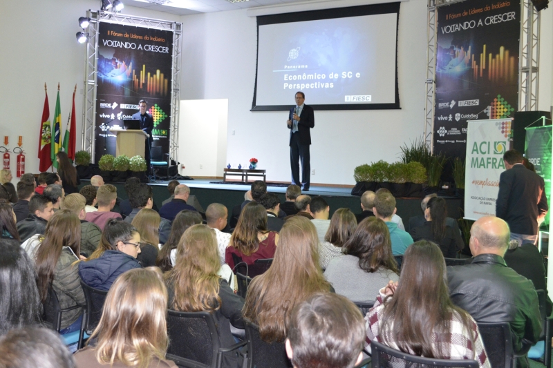 Aguiar participou do terceiro dia de palestras do evento promovido pela Associação Empresarial de Mafra. Foto: Ivan Liebl
