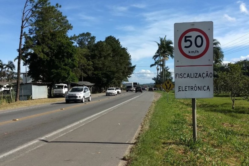 Duplicação da BR-280 está praticamente parada, mostra análise da FIESC