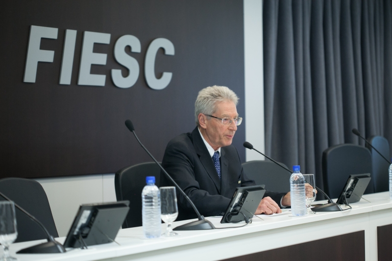Otmar Muller comentou ações da FIESC, como a participação nas discussões sobre isenção do ICMS para microgeradores de energia. Foto: Filipe Scotti