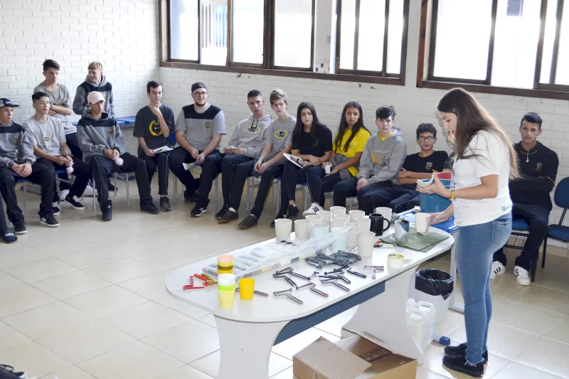 Oficinas foram realizadas em São Bento do Sul com a participação dos alunos que visitaram a unidade. Foto: Ivan Liebl