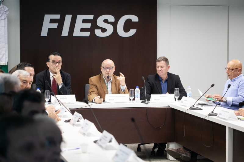 Reunião foi realizada na FIESC, em Florianópolis (foto: Fiipe Scotti)