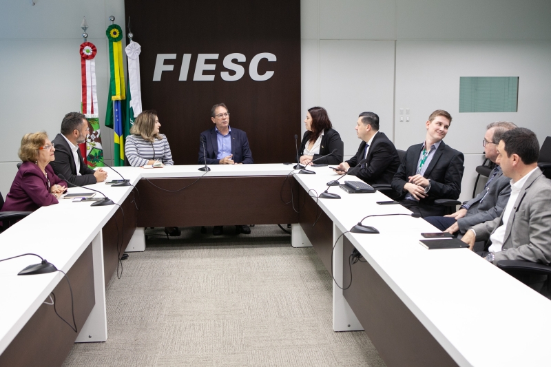 Presidente da FIESC, Mario Cezar de Aguiar, explicou que os Estados Unidos são o principal destino dos produtos catarinenses (Foto: Filipe Scotti)