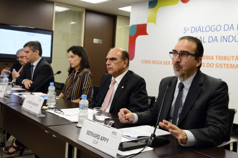 Economista participou do quinto Diálogo da Rede Sindical da Indústria, promovido pela CNI. Foto: Miguel Ângelo