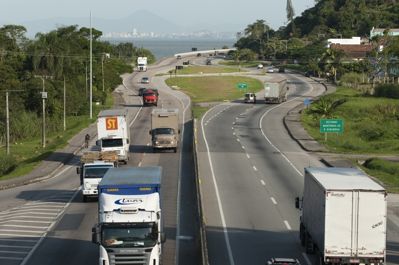 FIESC monitora 25 obras do modal rodoviário que somam R$ 5,2 bilhões (foto: Markito)