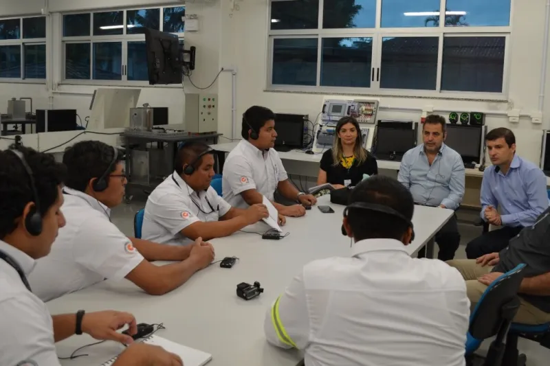 Em Jaraguá do Sul, instrutores são capacitados em tecnologias na área de automação. Foto: Divulgação/SENAI