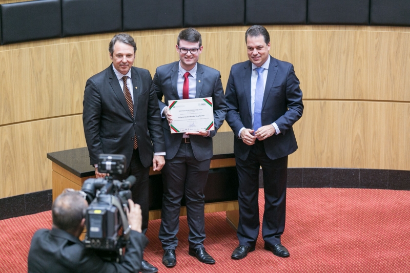 Alesc premia vencedores da Certificação e Troféu de Responsabilidade Social