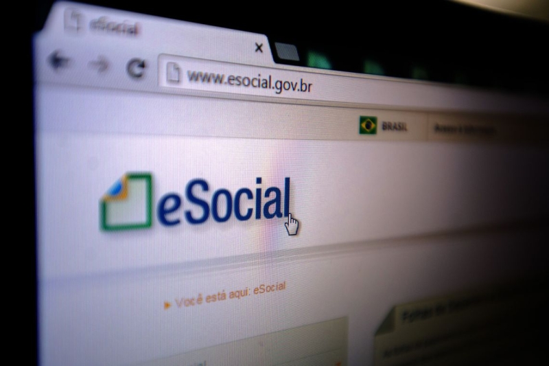 Governo publica novo cronograma de implantação do eSocial