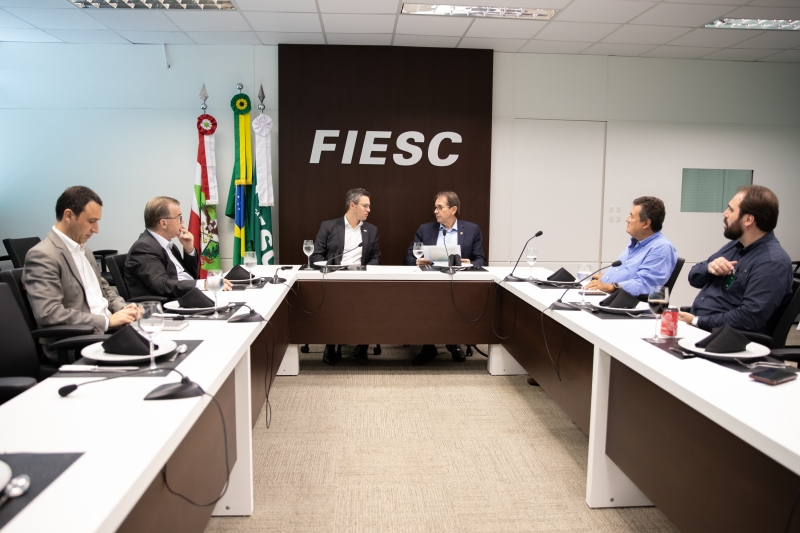 Sem infraestrutura, não há desenvolvimento, diz FIESC a Esmeraldino