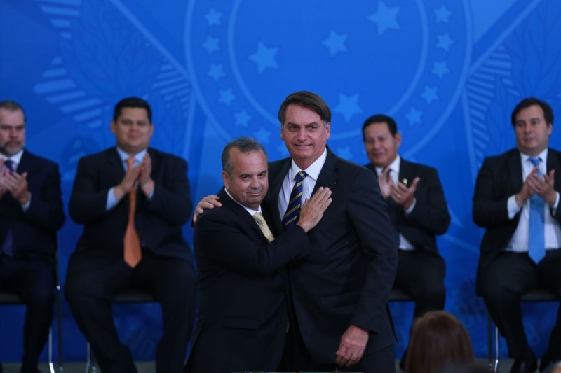 Rogério Marinho e presidente Jair Bolsonaro, na cerimônia de posse, em Brasília (foto: Valter Campanato/Agência Brasil)