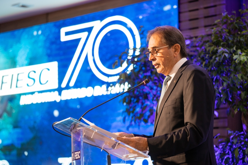 No evento de 70 anos, FIESC defende democracia e harmonia entre poderes