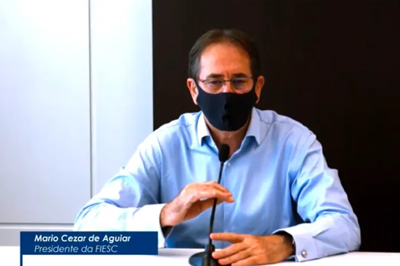 “A infraestrutura é um problema grave para Santa Catarina, mas não podemos nos inibir e devemos buscar soluções", disse o presidente da FIESC, Mario Cezar de Aguiar defendeu 