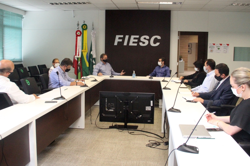 Reunião foi realizada na FIESC, em Florianópolis