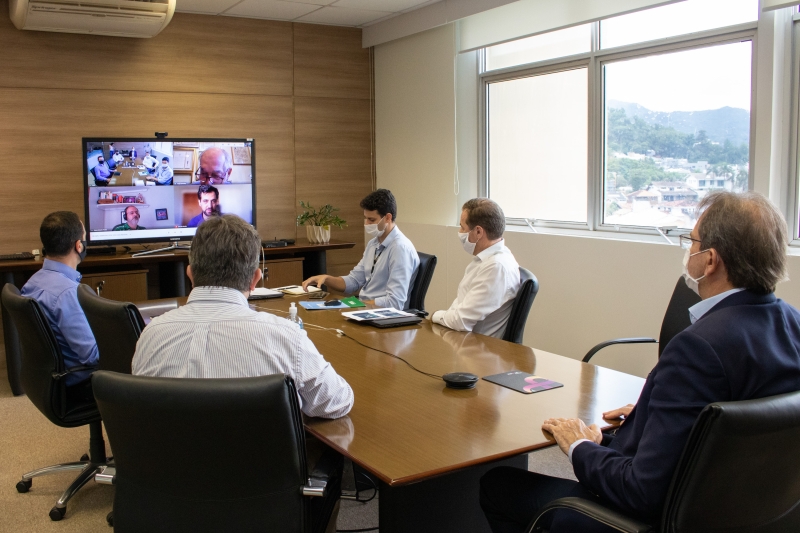 Dirigentes das duas entidades mantiveram reunião on line, na qual discutiram dados que mostra que empresas catarinenses têm espaço para ampliar investimentos em inovação (Foto: Dami Radin)