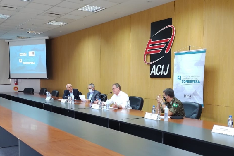 Reunião semipresencial foi realizada em Joinville (foto: divulgação ACIJ)