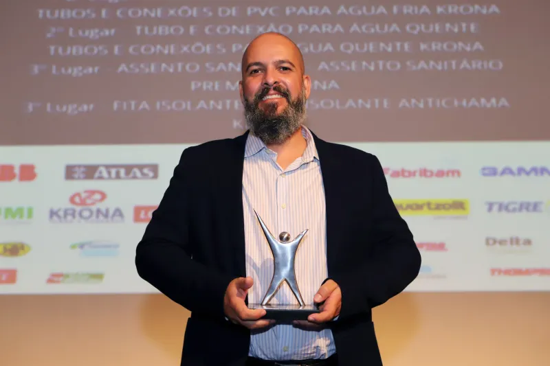 Krona é destaque na entrega do Prêmio Melhor Produto do Ano