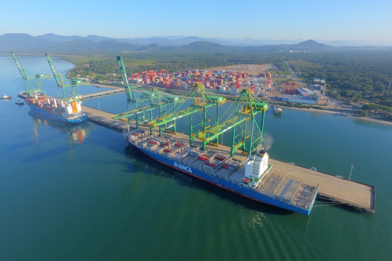 Em SC, 2,7 mil empresas exportaram em 2021(foto: divulgação Porto de Itapoá)